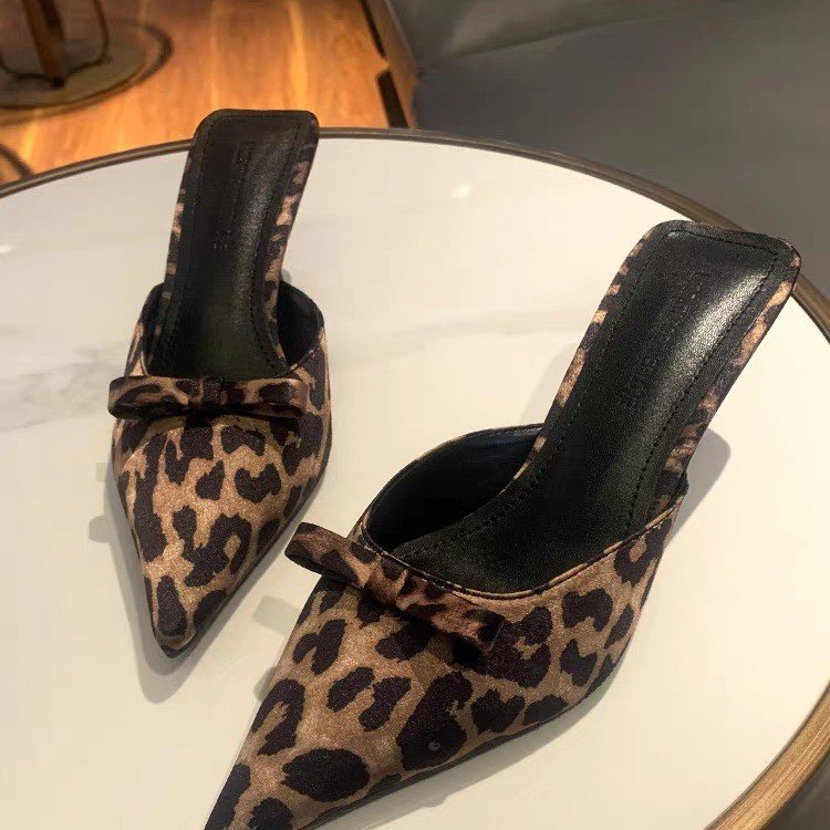 Ethnic Fashion In - Damen-Slipper mit Leopardenmuster, spitz zulaufend, hohe