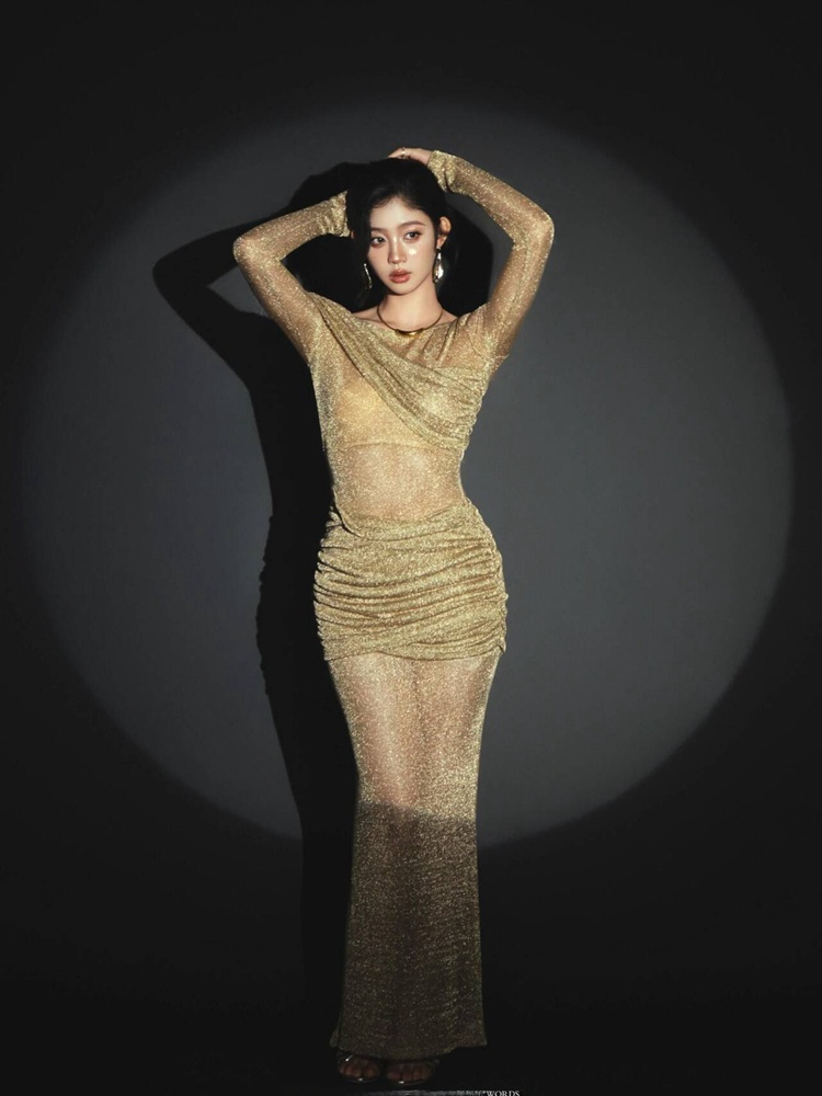 Ethnic Fashion Images - Persönliches Porträtbild Fotostudio Mode-Magazin-Stil Individuelle Künstlerische